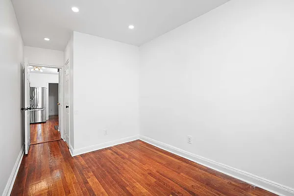 Rented by Spire Group | media 28