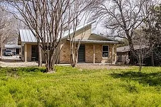 3 bed, $5,000 — Photo 4