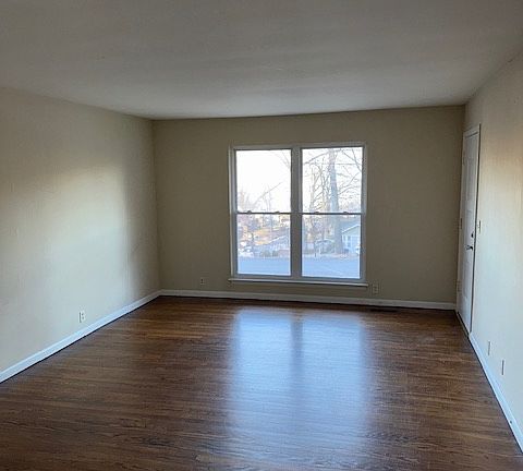 5th image of 4300 Fitehaven Dr