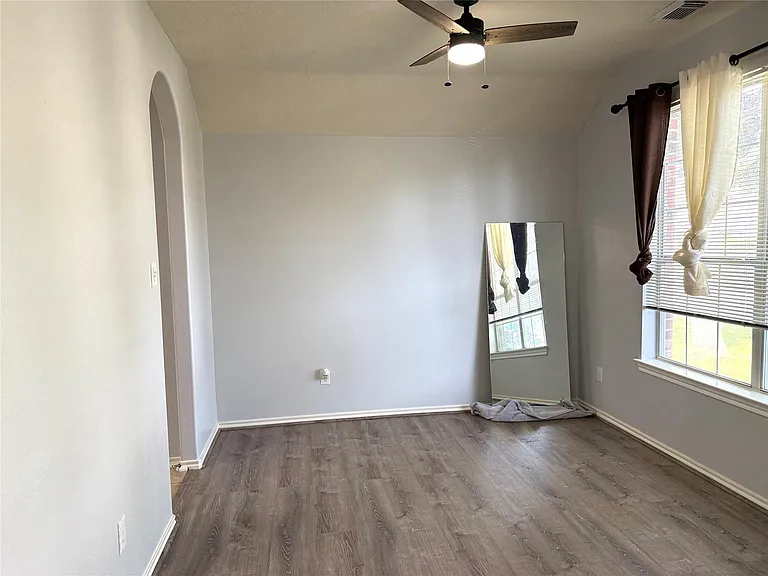 6826 Chester Oak Dr — Photo 10