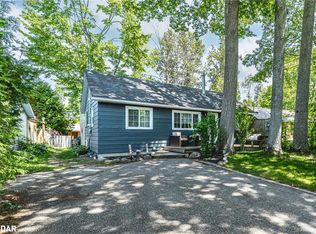 1939 Tiny Beaches Rd S, Tiny, ON L0L1P1