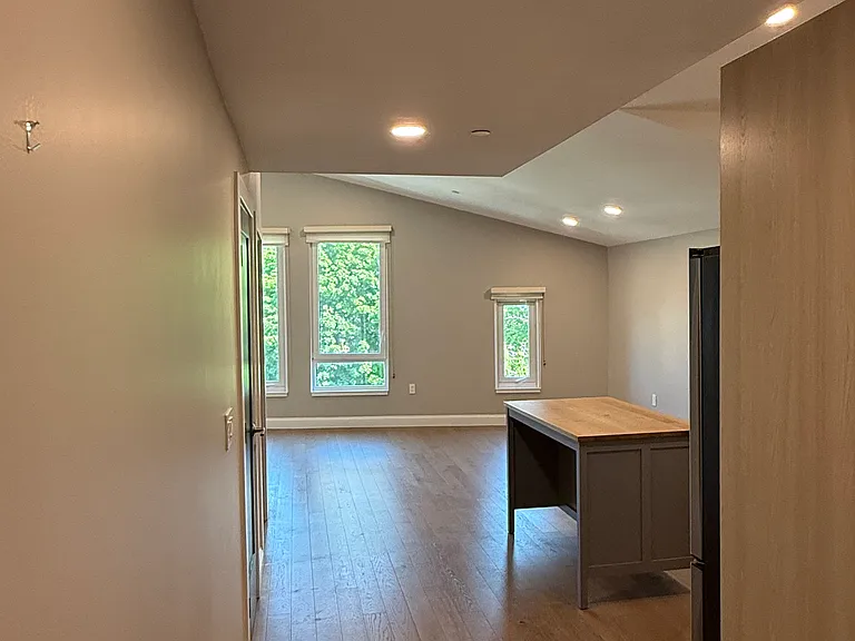 368 Pleasant St #303 — Photo 14