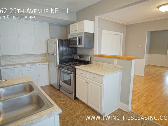 2nd image of 962 29th Ave NE APT 1