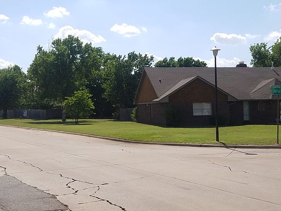 corner lot privacy 