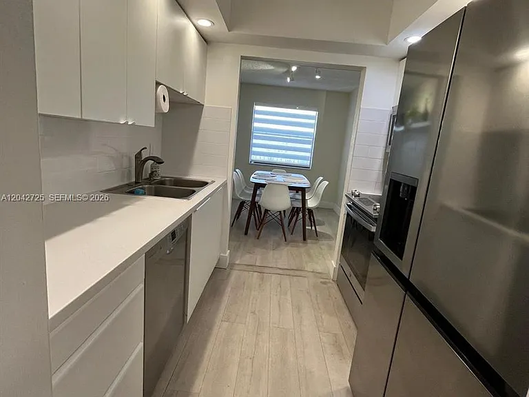 500 NE 2nd St #310 — Photo 11