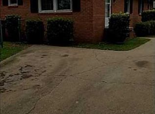 3528 Ridgefield Dr #B, Norfolk, VA 23518