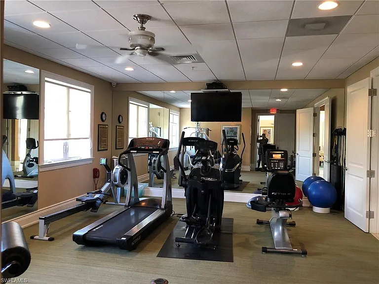 1400 Gulf Shore Blvd N #310 — Photo 28