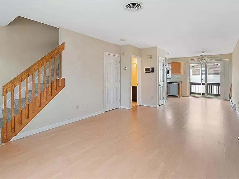 13 Sunflower Cir #108 — Photo 7