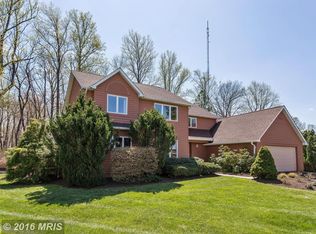 15 Red Maple Ct, Owings Mills, MD 21117