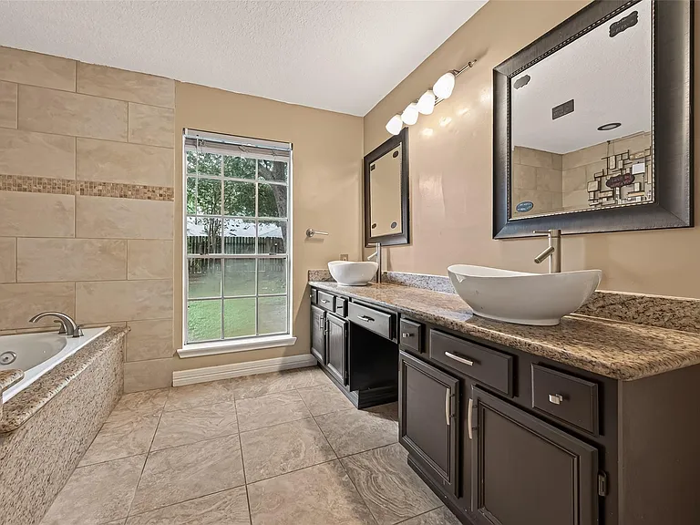 3414 Cobblestone Creek Way — Photo 32