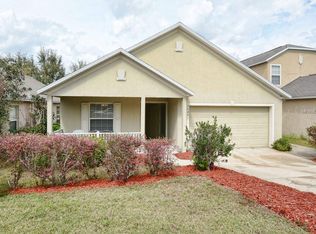 2047 Newtown Rd, Groveland, FL 34736