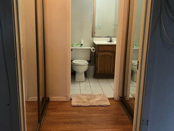 3rd image of 1126 Cherry Ave #301