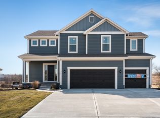 1305 Mission Dr, Raymore, MO 64083