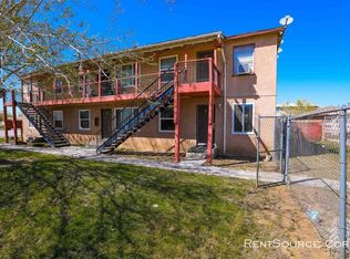 38512 10th St E APT 3, Palmdale, CA 93550