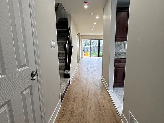 2nd image of 11 Van Buren Pl