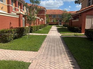 6015 NW 116th Pl APT 472, Doral, FL 33178
