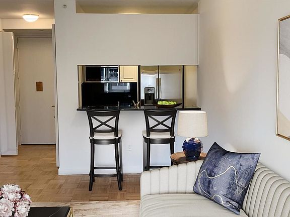 3rd image of 10 Liberty St APT 22E