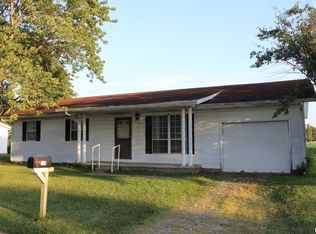 115 Westport Dr, Salem, IL 62881