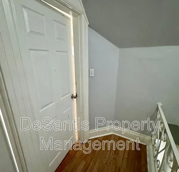 1810 Brownsville Rd #2 — Photo 50