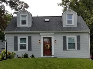 133 S Gatty Dr, Saint Peters, MO 63376