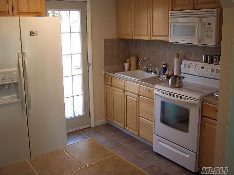 2nd image of 61 Veronica Ln