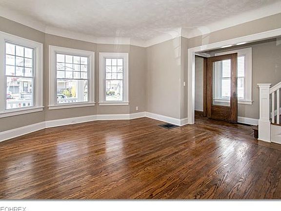 5th image of 1223 Gladys Ave