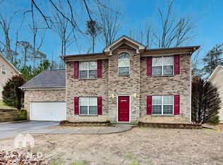 2021 Sandlake Dr SW, Atlanta, GA 30331