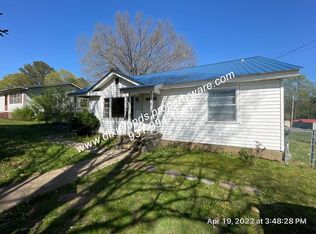 232 Brooklyn Ave, Linden, TN 37096