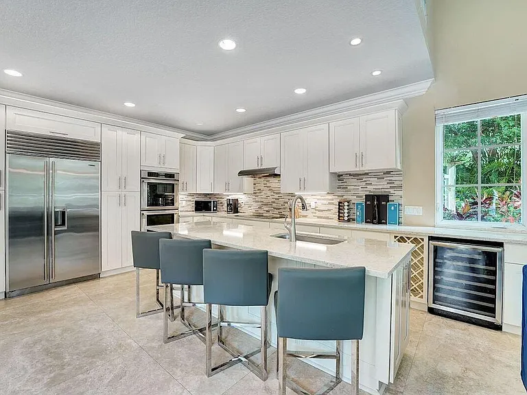 43 Coconut Ln — Photo 9