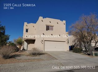 1509 Calle Sonrisa NE, Albuquerque, NM 87113