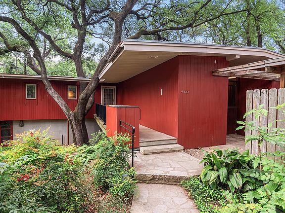 2nd image of 4927 Strass Dr