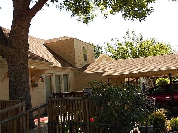 5th image of 1702 NW Ash Ave