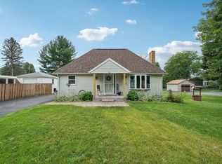 411 E Holum St, Deforest, WI 53532