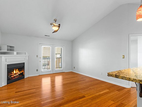 3rd image of 8002 Magnolia Ridge Ct Unit 203