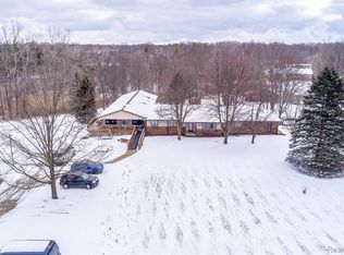300 Dockham Rd, Columbiaville, MI 48421