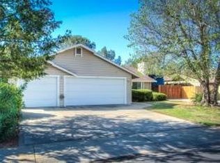 2049 Tiburon Dr, Redding, CA 96003