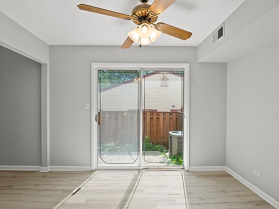 5th image of 1723 Queensbury Cir #5931