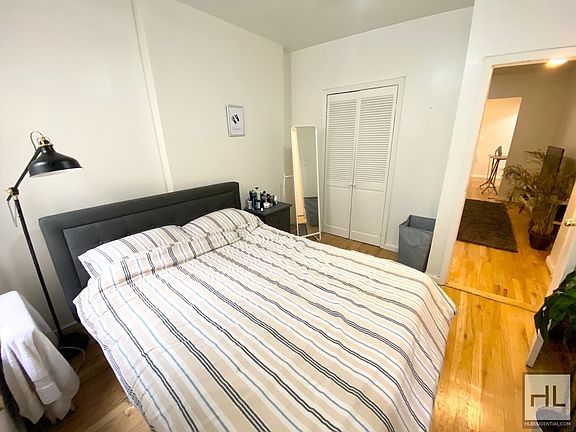2nd image of 733 2nd Ave APT 2F
