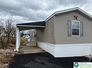 15 Chestnut Ridge Cir, Kunkletown, PA 18058