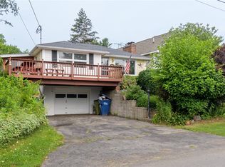 7105 Bayview Dr, Sodus Pt, NY 14555