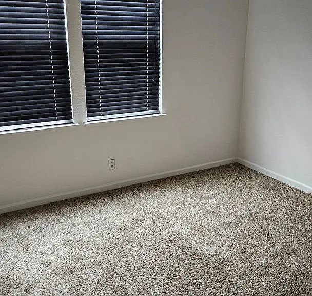 2612-2612 1/2 Hawaiian Petrel Ave — Photo 5