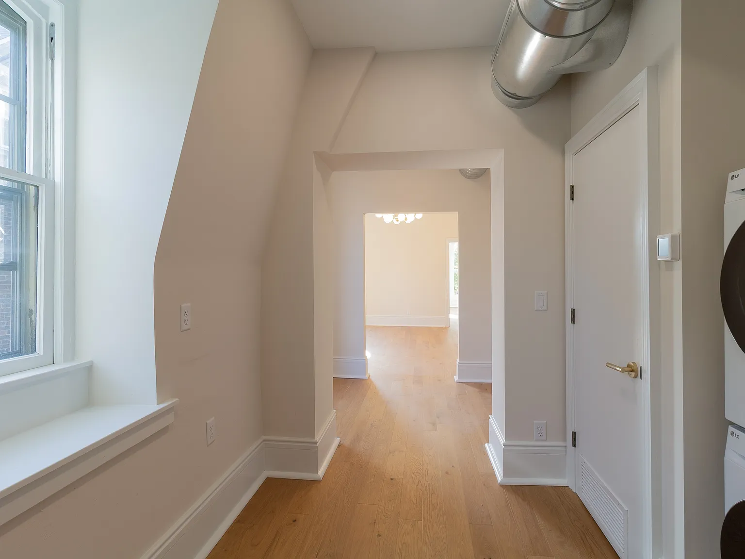 17 North Pearl Street - The G... — Photo 2
