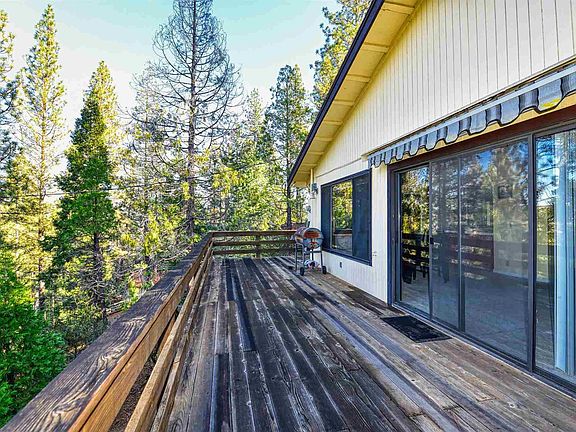 5th image of 20021 Skyridge Drive Upper