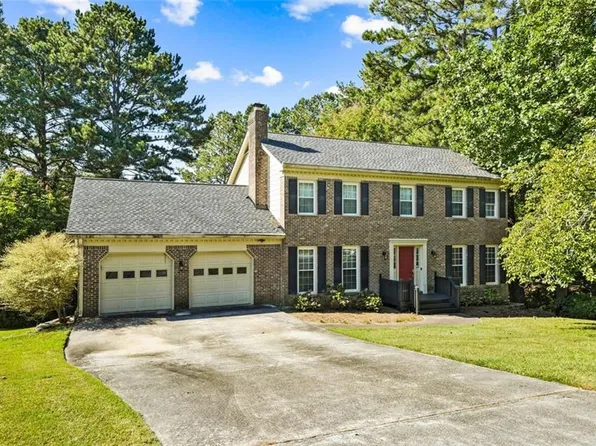 1415 Summit Chase Dr, Snellville, GA 30078