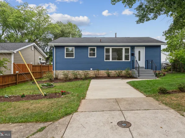 2105 Orchard Pl, Landover, MD 20785