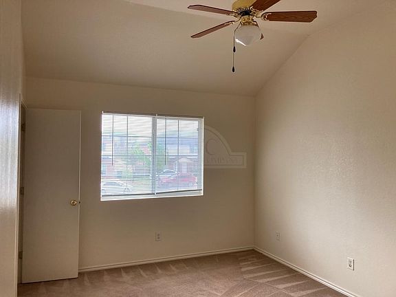 5th image of 2001 Monte Carlo Ln #168073100