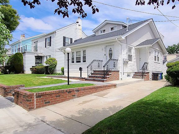 2nd image of 10921 192nd St