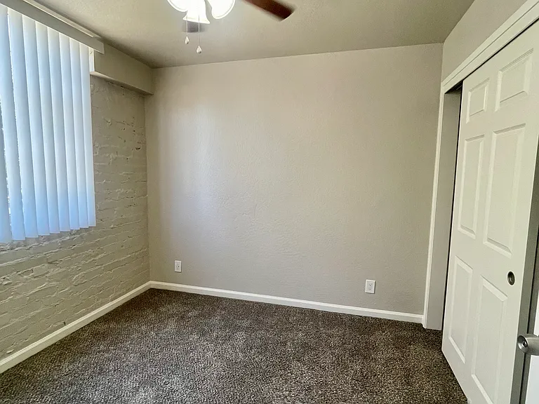 1337 N Madison St #15 — Photo 14