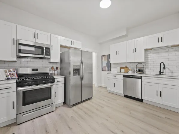 550 W Town St, Columbus, OH 43215