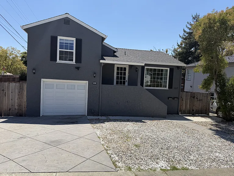 139 Claremont Ave — Photo 1